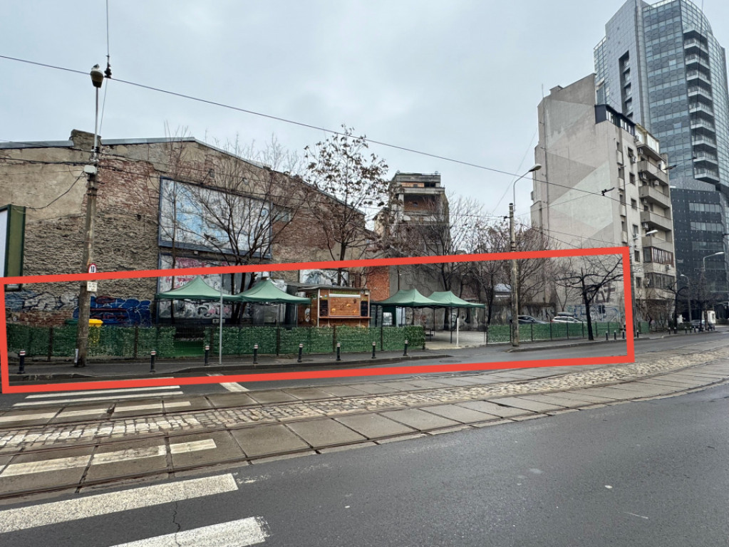 Teren Ultracentral Unirii Universitate, pretabil activitate