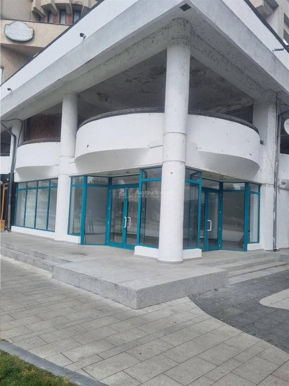 SPATIU COMERCIAL ULTRACENTRAL - Str . LIBERTATII