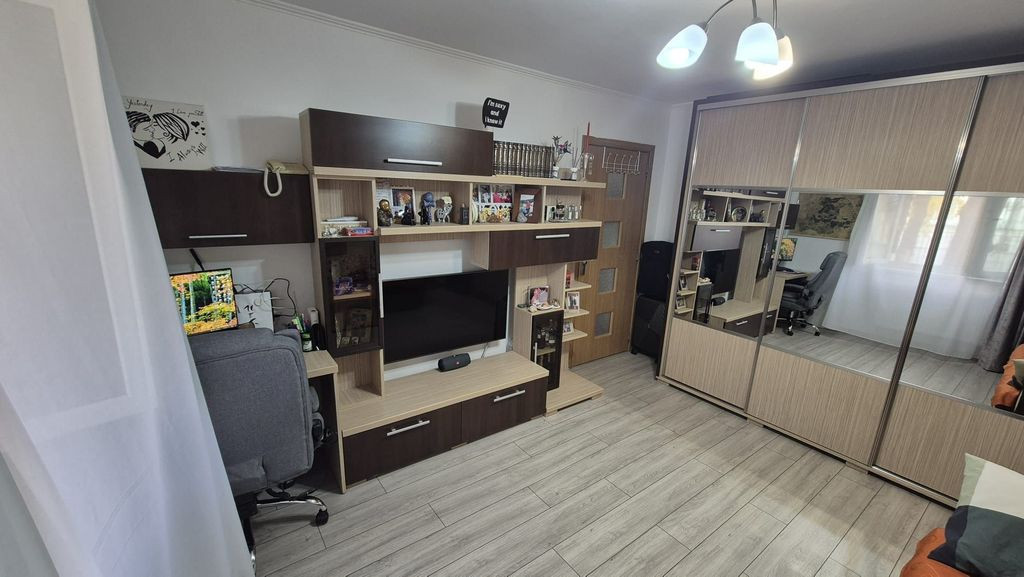 Apartament 2 camere Constantin Brancoveanu / Resita