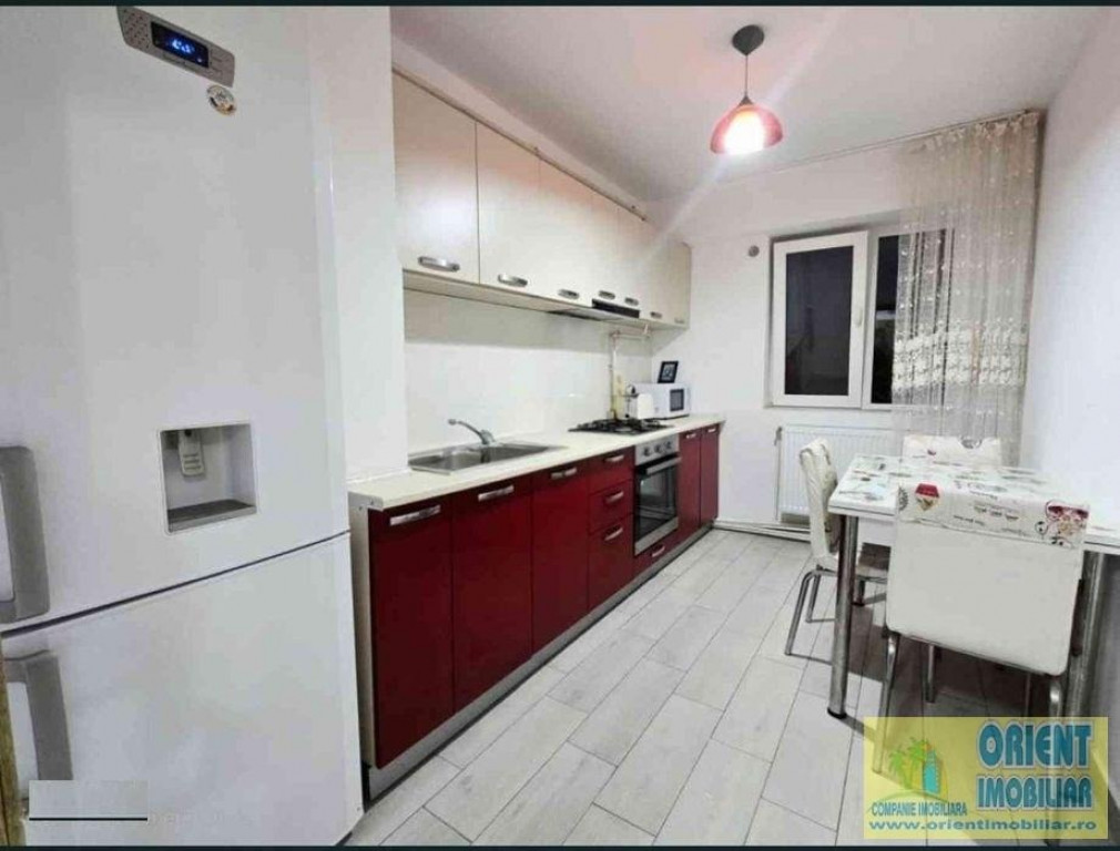 Tomis Nord, Tulcei, decomandat, 2 camere, etaj 1, gaze, mobilat