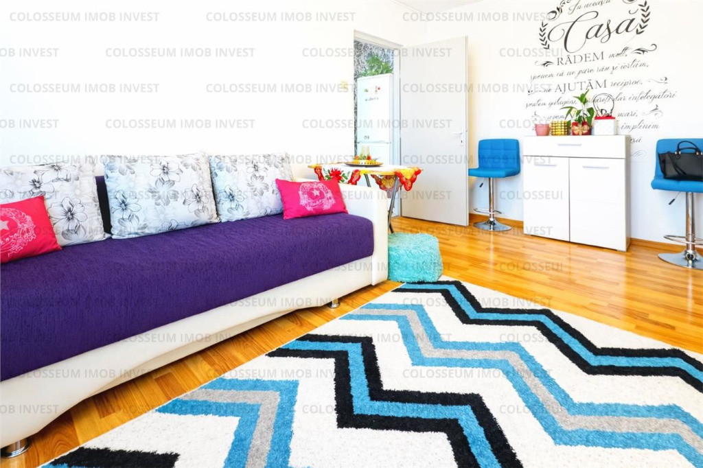 Apartament 2 camere, semidecomandat - zona Florilor/Magnoliei.