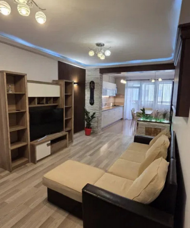 Apartament cu 3 camere, suprafata generoasa de 85mp si loc d