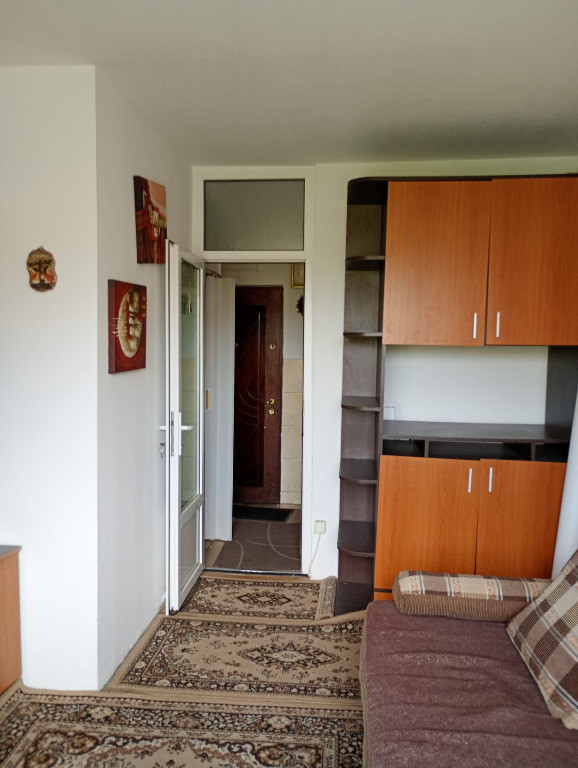 Garsoniera - zona Tractorul