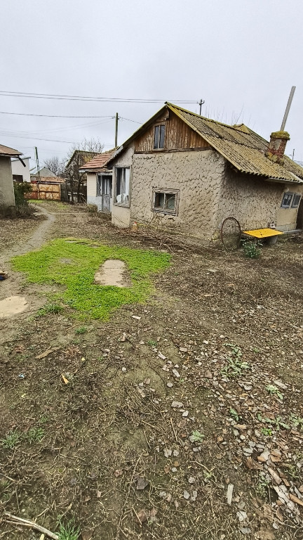 Casă + teren 4900mp Nanesti Vrancea