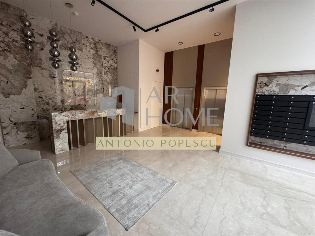 Spatiu birouri 2 camere, prima , parcare proprie, Ploiesti,