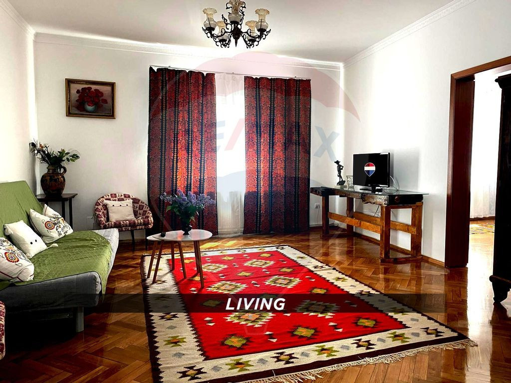Apartament cu 3 camere de inchiriat-Centru Istoric