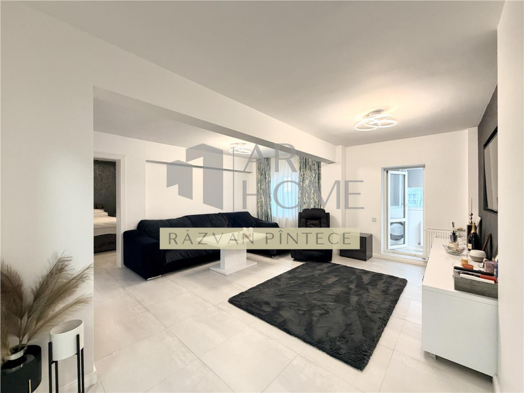 Apartament 3 camere de lux, decoamndat, Cantacuzino, Ploiest