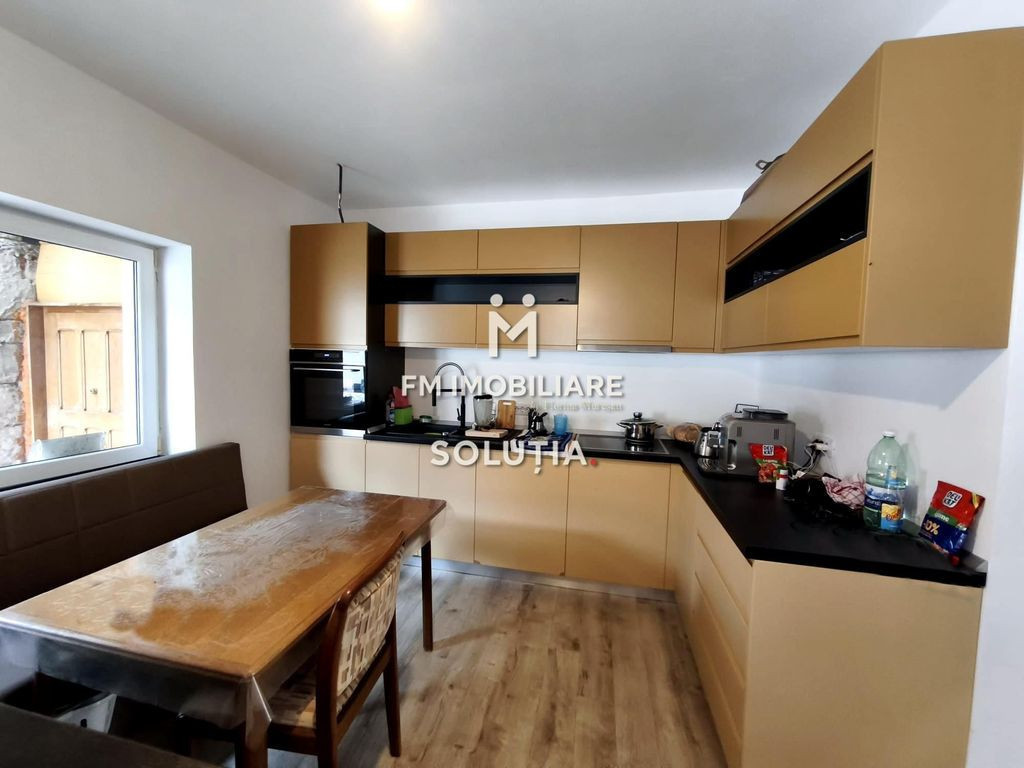 Casa Mocira, locație excelentă!