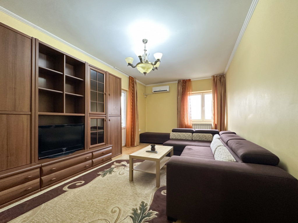 Prima închiriere: Panoramă fără obstacole, 69mp complet