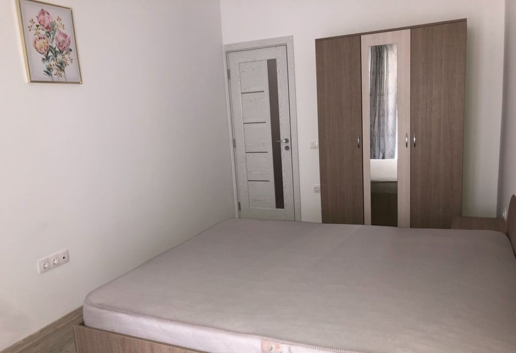 Garsoniera zona Titan