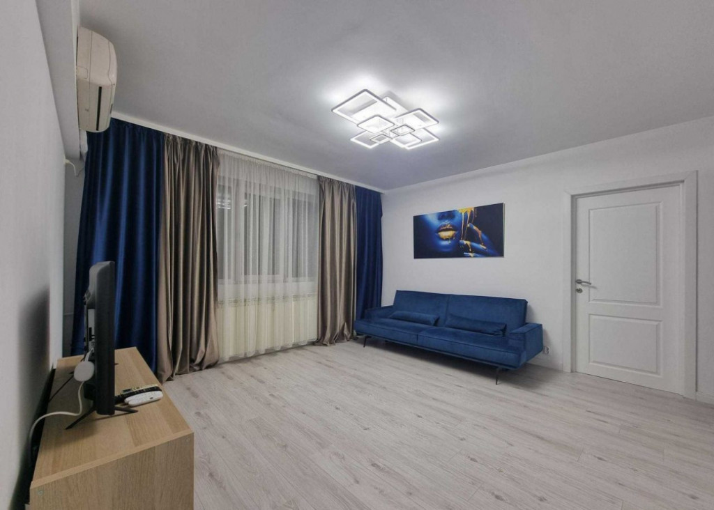 Apartament 2 Camere / Unirii / 5 minute Metrou / Renovat