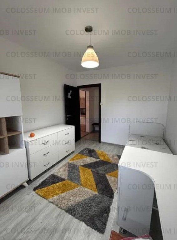 Apartament 4 camere, 2 bai, decomandat, mobilat, parcare, Harmanului!