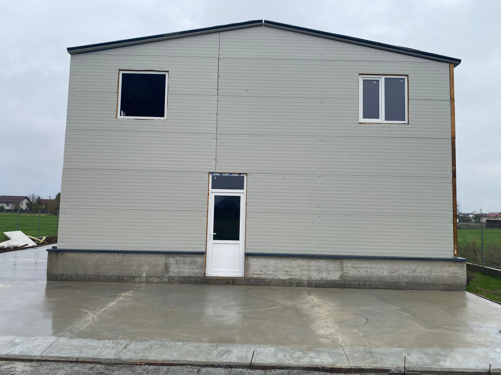 Hala de inchiriat|Spatiu generos|localizare strategica