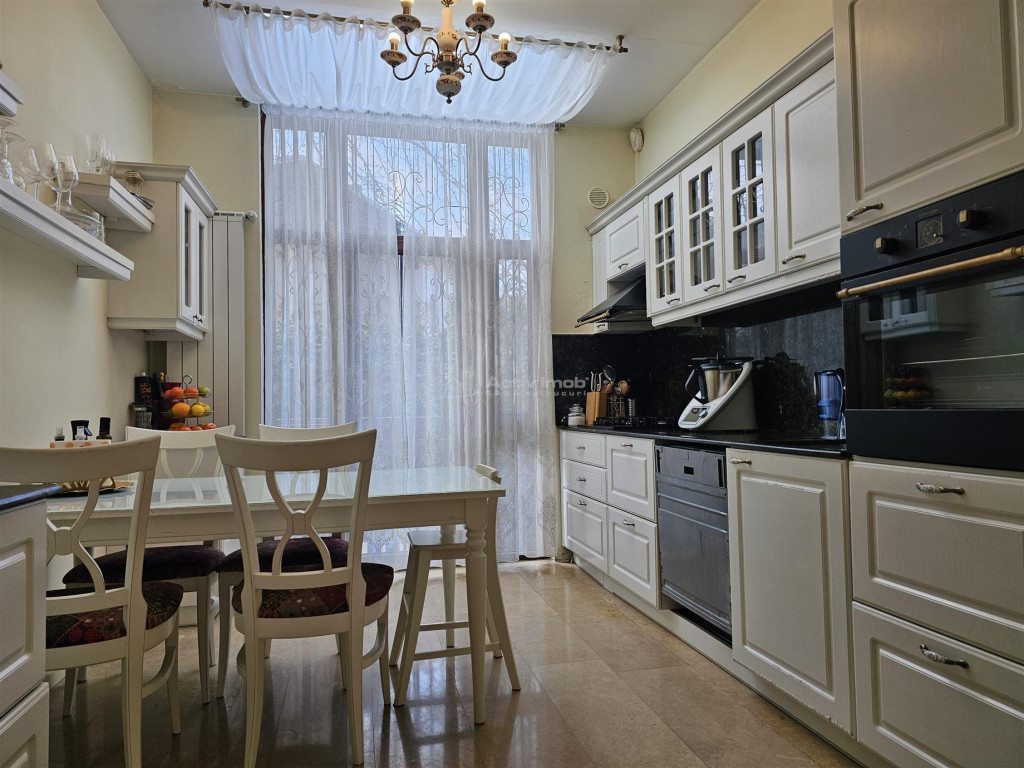 Hala cu showroom, productie mobila, Balotesti - Therme