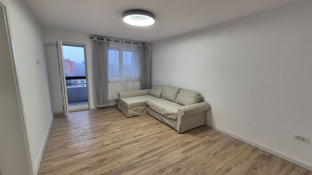 Apartament cu 2 camere complet renovat, prima inchiriere ...