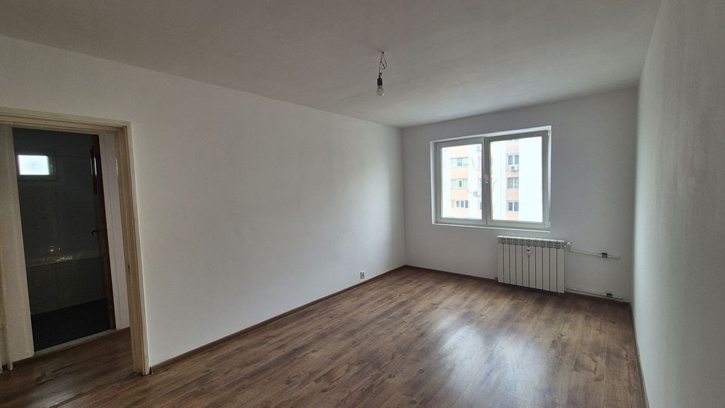 Apartament cu 3 camere 70,55 mp, bloc an 1980- Gorjului