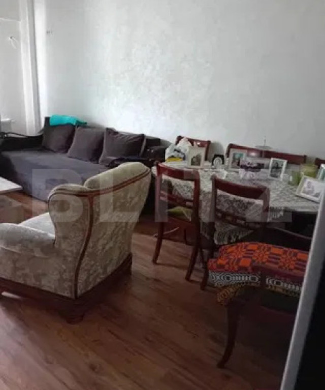 Inchiriez apartament 2 camere | decomandat | Zona Bucium-Pau