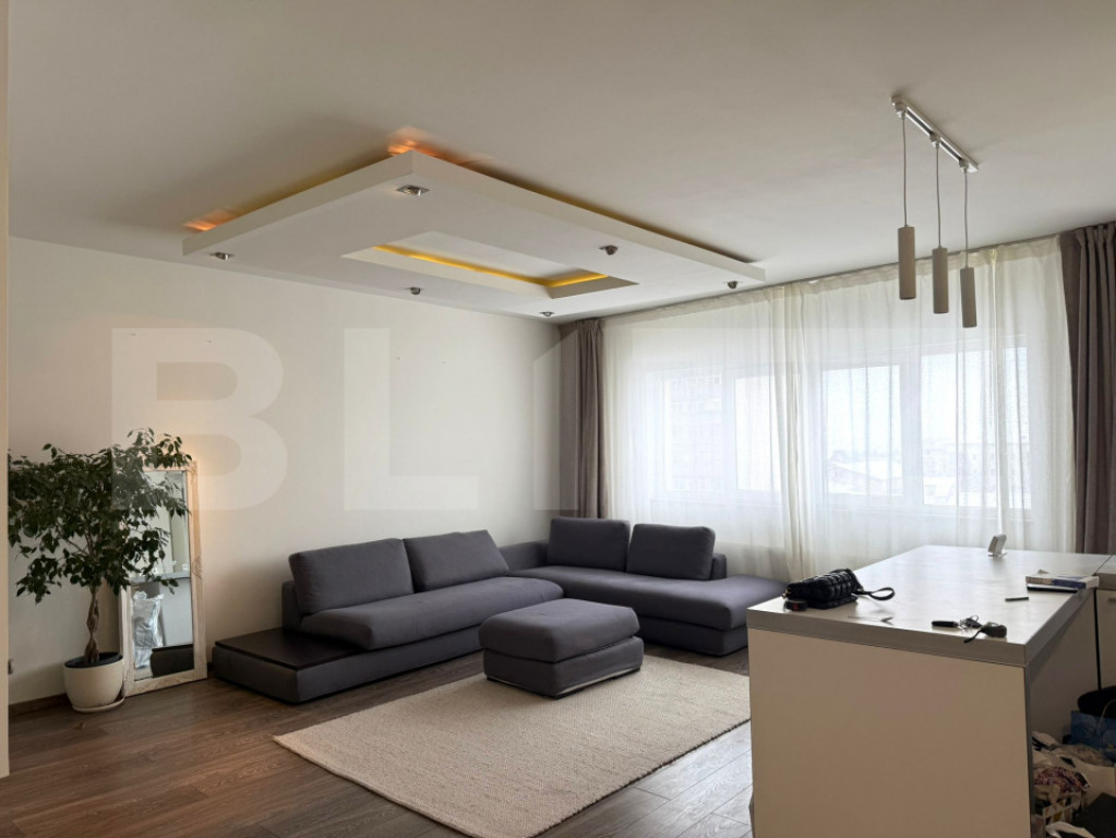 Apartament cu 3 camere de vânzare, 79mp, parcare subteran,