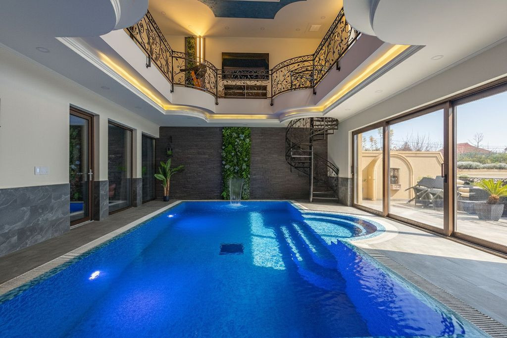 Vila unica | Piscina interioara | Sauna | Fitness | Dotar...