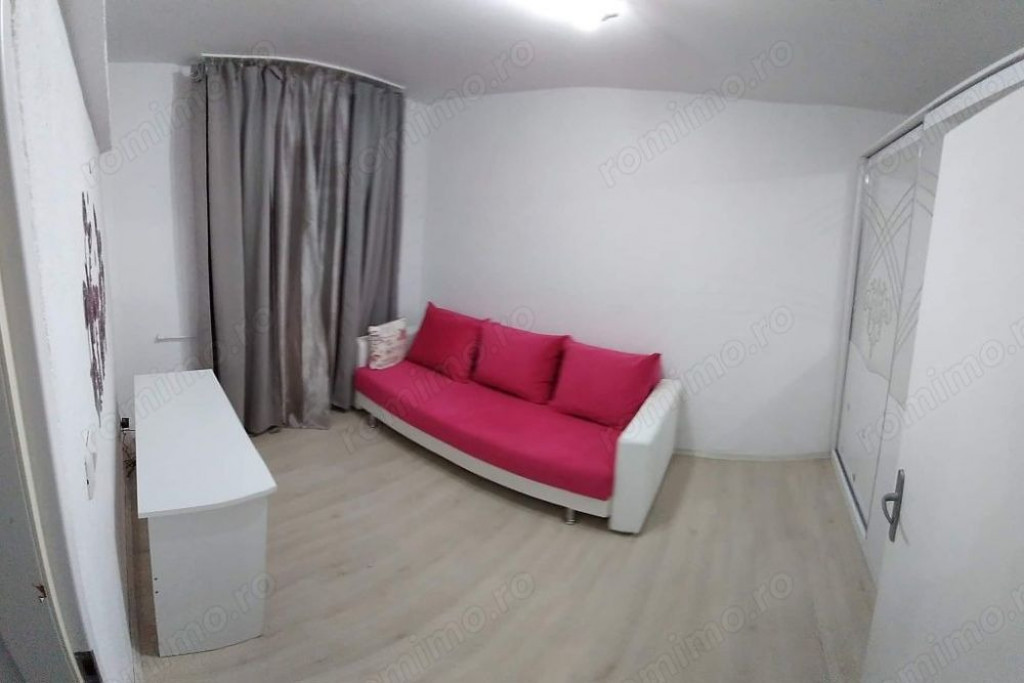 Garsoniera zona Titan