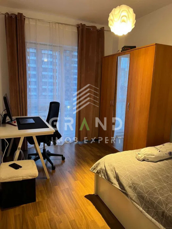 Apartament semidecomandat | 2 camere | balcon | Cartier Intr