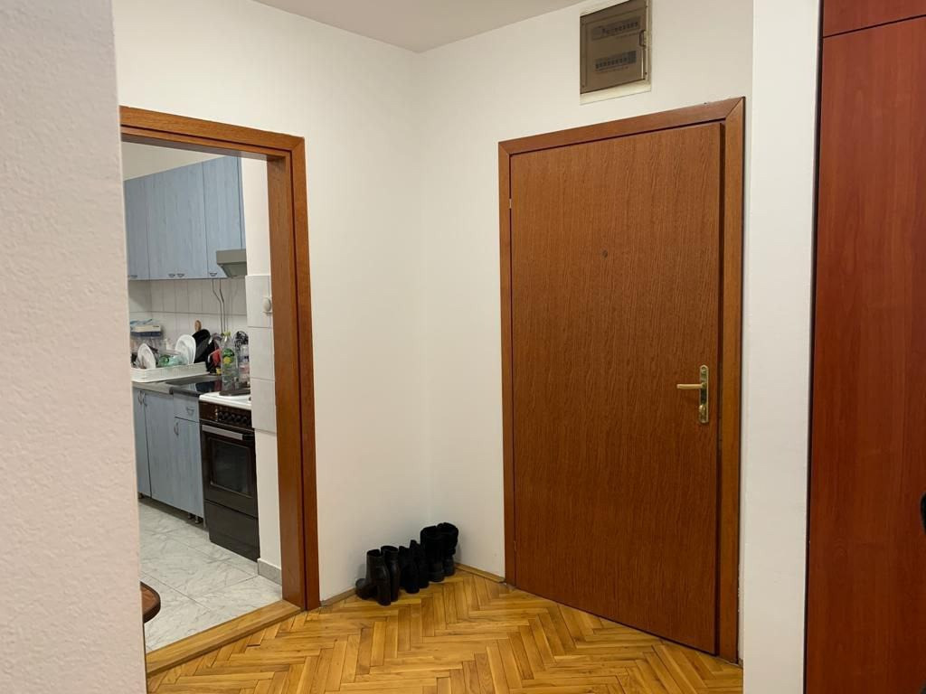 Garsoniera zona Lujerului 57500