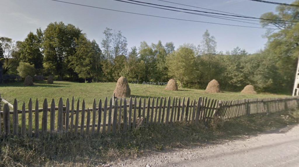 Teren intravilan - 6684 mp - com.Manastirea Humorului