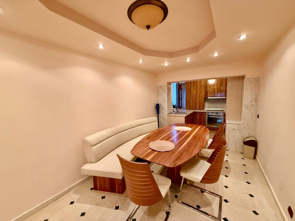 Apartament 3 camere decomandat – etaj 1 – complet mobilat și utilat