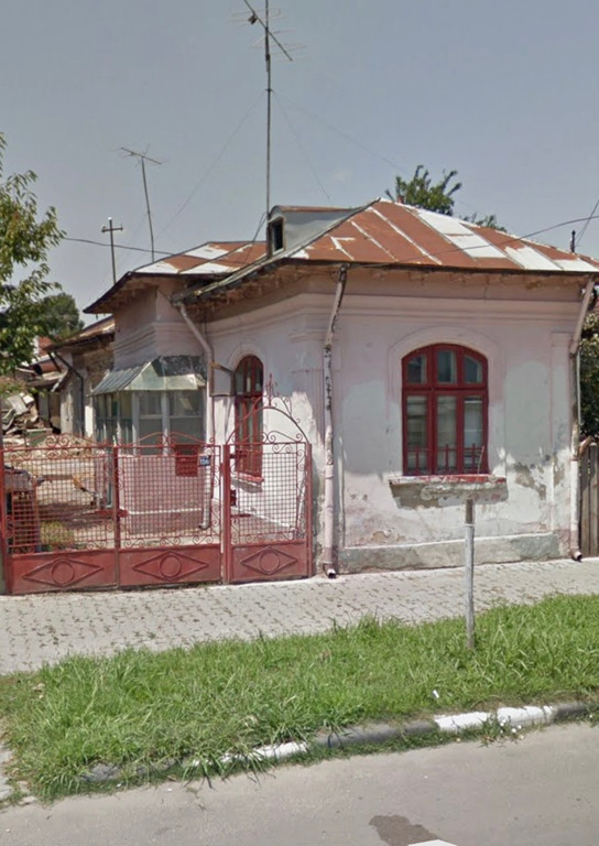 Apartament central de 3 camere, 75 mp, cu boxă pentru depo