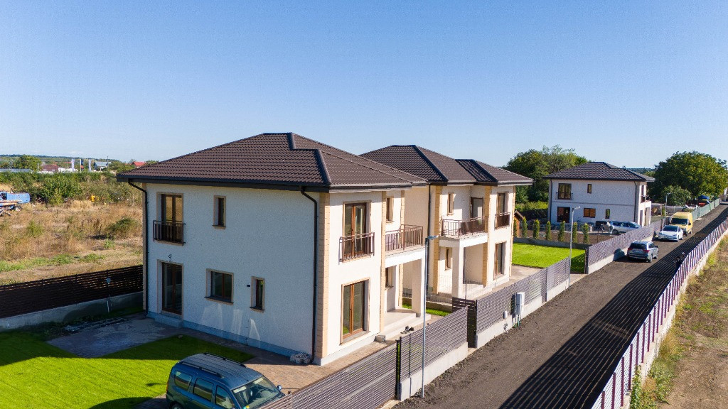 Proiect Aleea cu Tei, ultima unitate, promotie ianuarie, curte amenaja