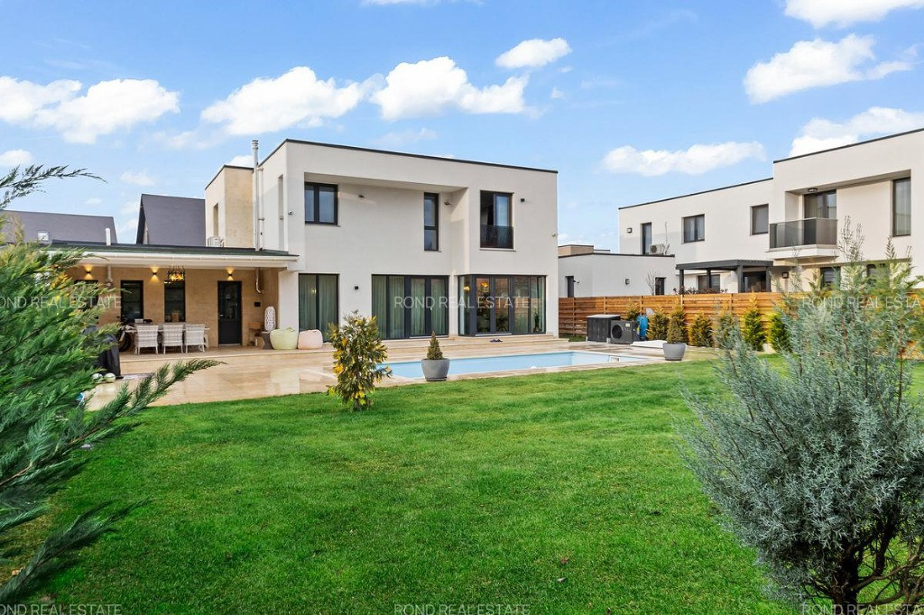 Vila design complet mobilata si utilata, cu piscina in Paradisul Verde