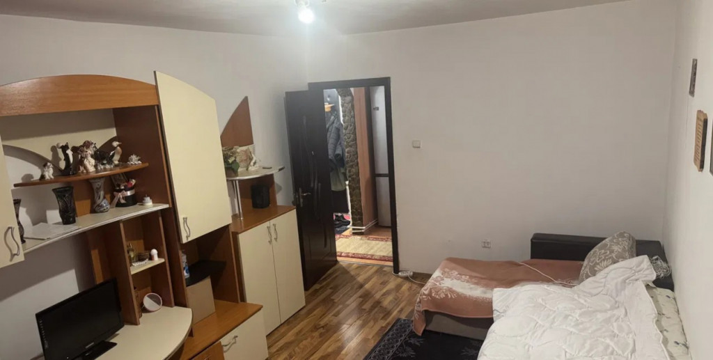 Apartament cu 2 camere, suprafata de 55 mp, boxa si loc de p