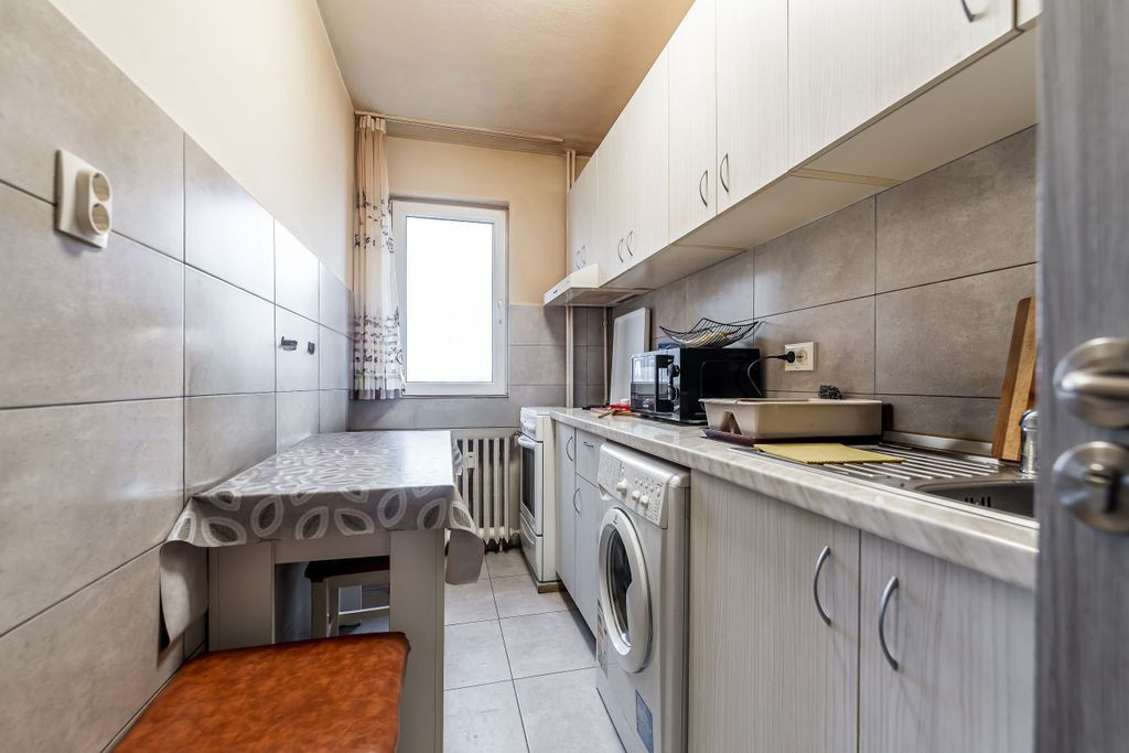 OCAZIE! Casa + Teren 1144 mp - Zimandu Nou, Arad - COMISI...