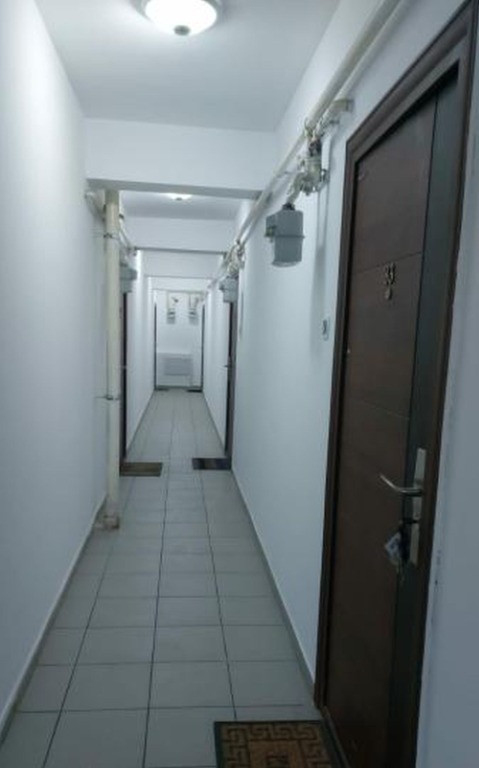 Aparatorii patriei etaj 3 bloc nou