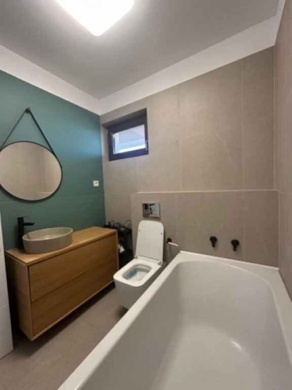 Casa, 4 camere,constructie 2021, teren 390mp,Ilfov,Tunari, 395.000euro