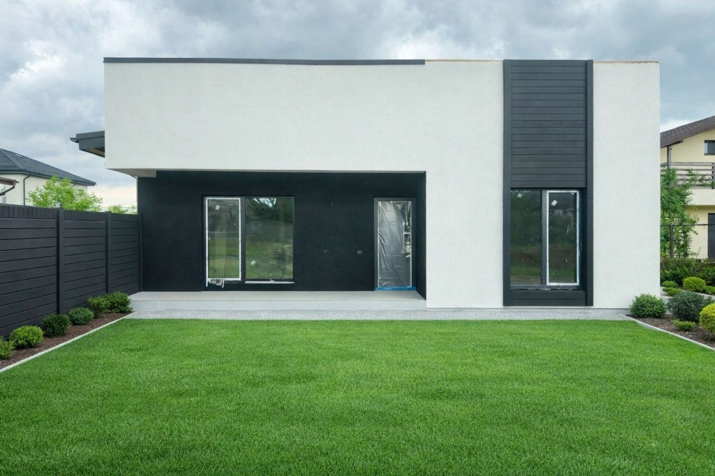 Casa individuala parter ~ 4 camere 2 bai + dressing ~ teren 425mp