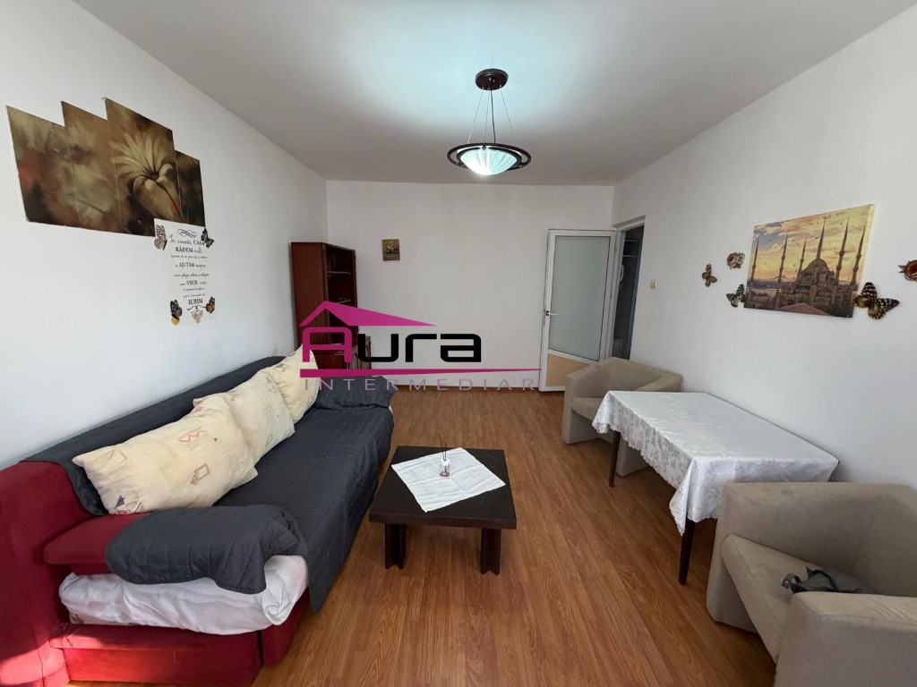 Inchiriez apartament 2 camere zona Pelican