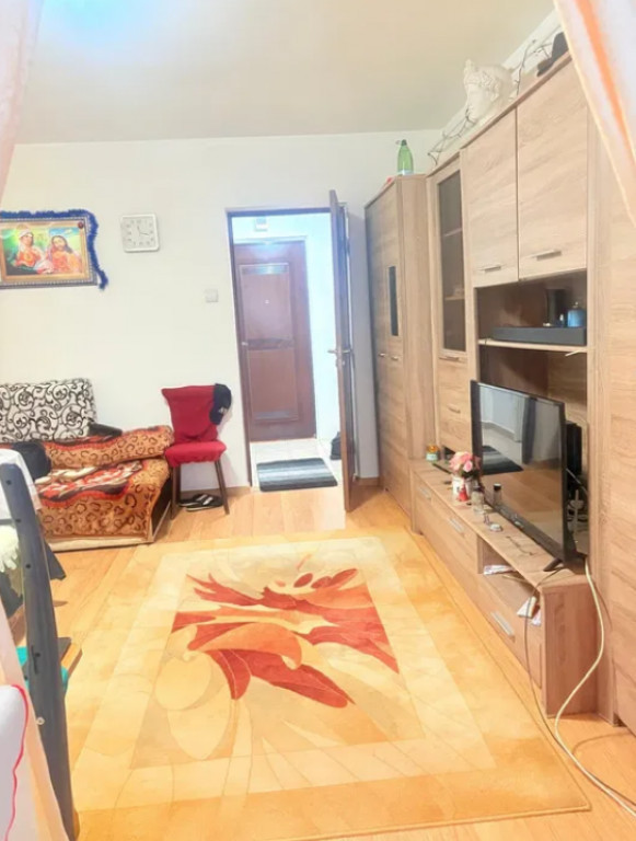 Apartament 2 camere, decomandat - zona Racadau