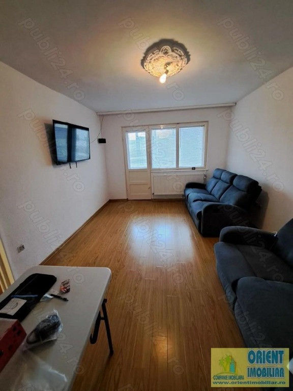 Casa de Cultura, decomandat, 3 camere, gaze, vanzari Constanta