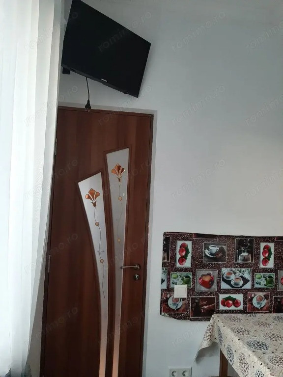 Garsoniera zona Berceni