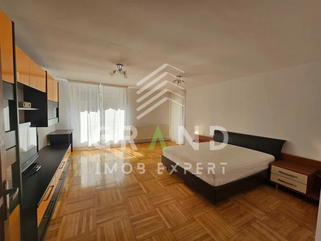 Apartament 4 camere | 100 mp | Garaj + Parcare | Zorilor str