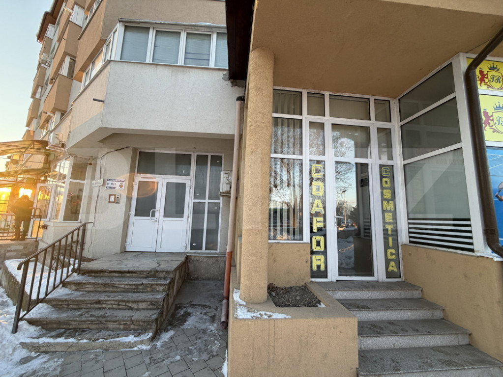 Spațiu comercial de închiriat, 38 mp, zonă Cetate