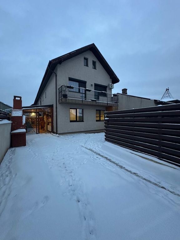 Vila P+1+M - 130 mp utili - Curte 92 mp – Dobroesti, Ilfov