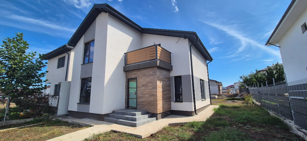 Casa parter + mansarda moderna, Agigea