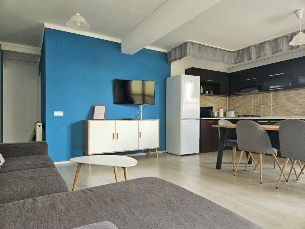 Apartament 3 camere 85 mp, etaj intermediar, situat central