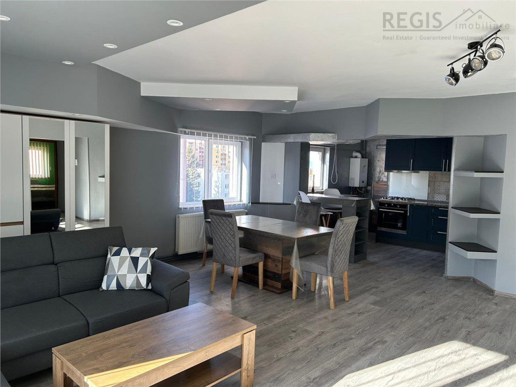 Apartament generos 3 camere Zona Centrul Civic -Brasov