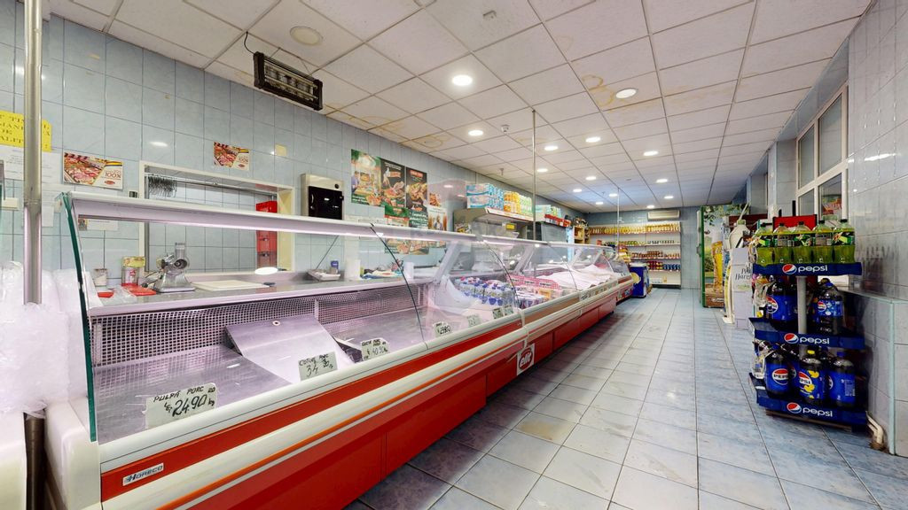 Închiriere spațiu comercial in Piața Dacia Brașov vad...