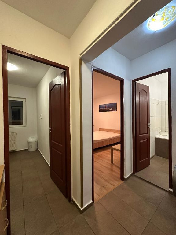 Garsoniera Decomandata - Sector 3 - Ozana