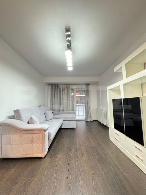 Garsonieră de vânzare, 39mp+7mp balcon, nelocuită, Stejar