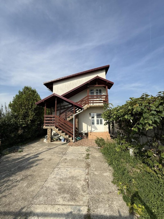 Apartament 2 camere decomandat,particular,Ostroveni